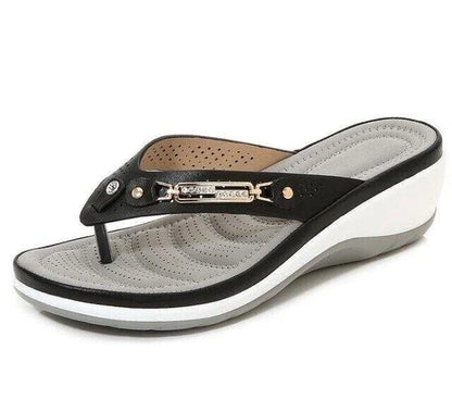 Hatty™ - Soft padded flip-flops